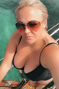 wild obese lady seductively showcasing off her body