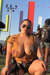 plus-size - tits TO XPLORE 161