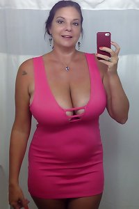 curvaceous hotties 107 clothed Edition